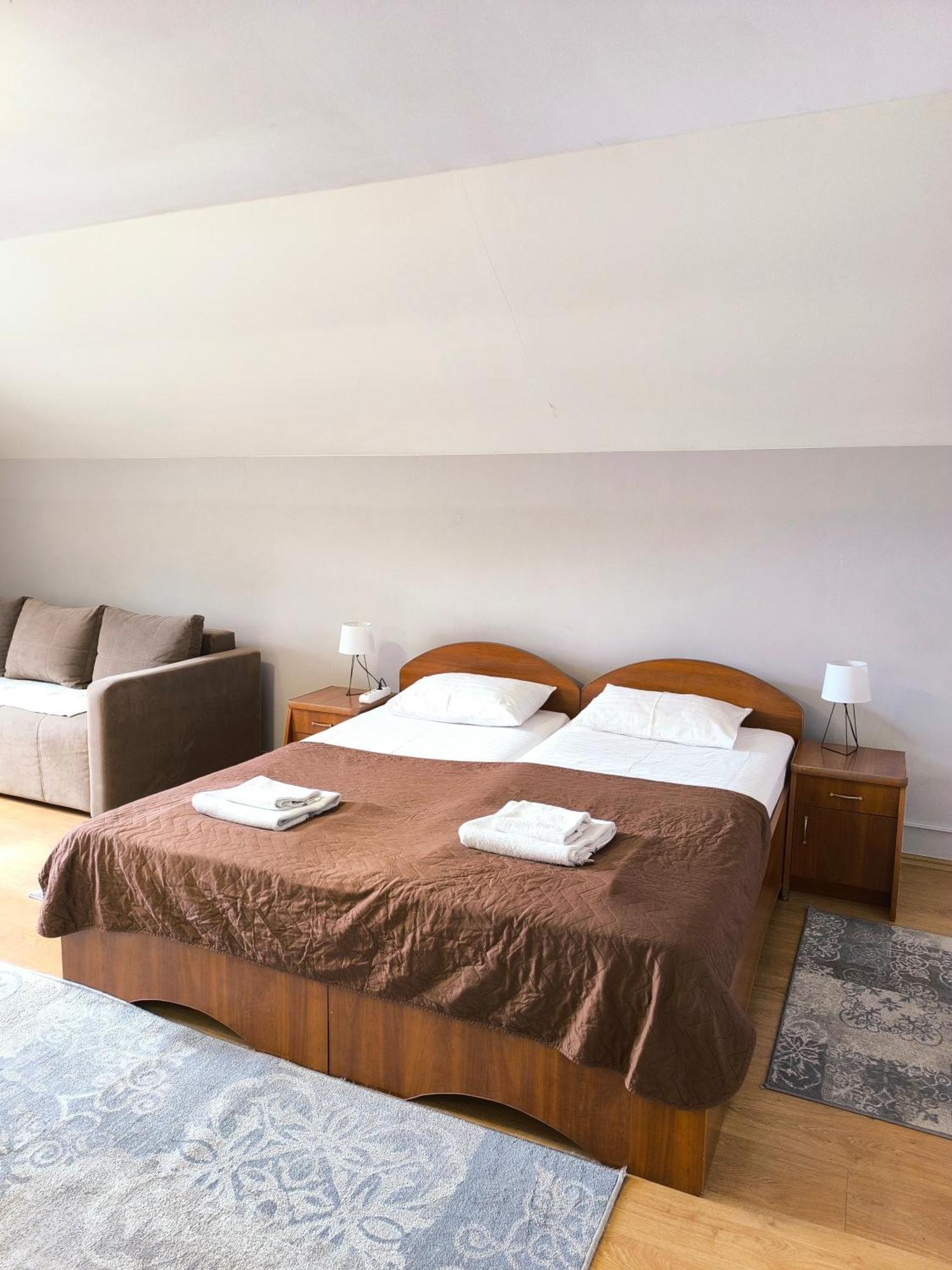 Hotel Delfin Mukacheve Phòng bức ảnh