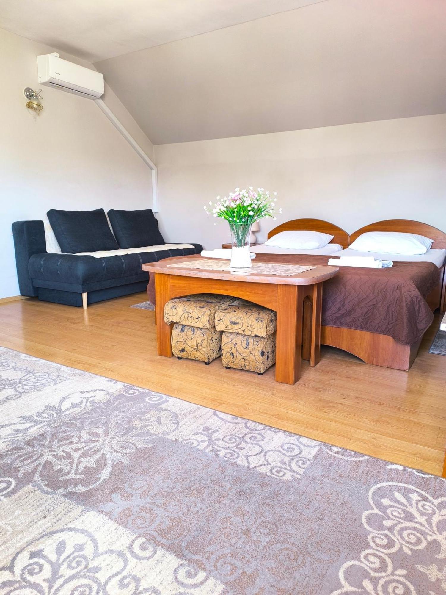 Hotel Delfin Mukacheve Phòng bức ảnh